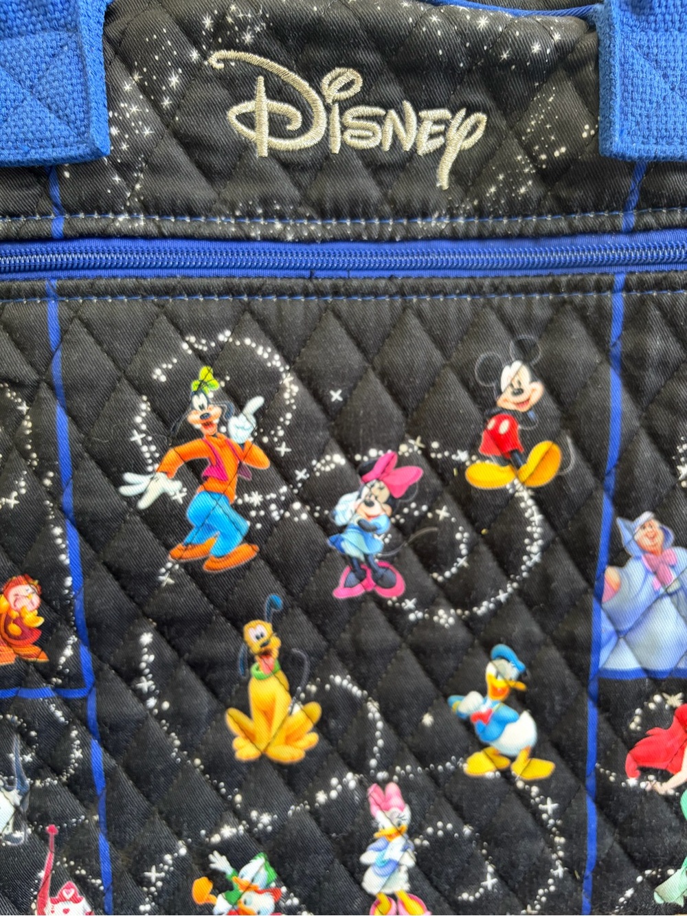 ‼️SOLD‼️ Disney "Relive the Magic" Quilted Weekender Tote Bag - Picture 3 of 16